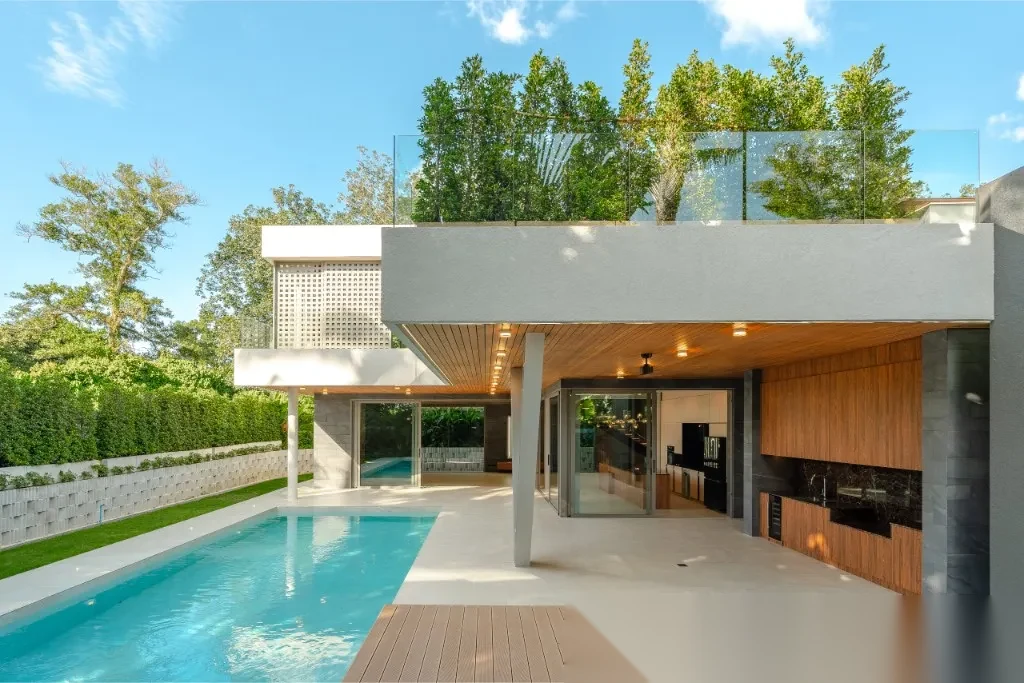 4 Bedroom Villa for sale at Tanode Villas 2 complex · Choeng Thale · Garden View — photo 15