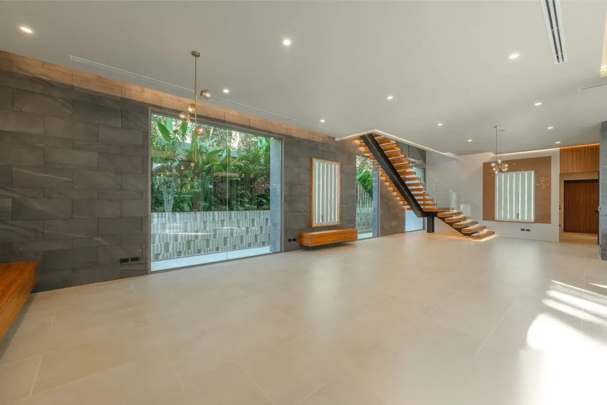 4 Bedroom Villa for sale at Tanode Villas 2 complex · Choeng Thale · Garden View — photo 24