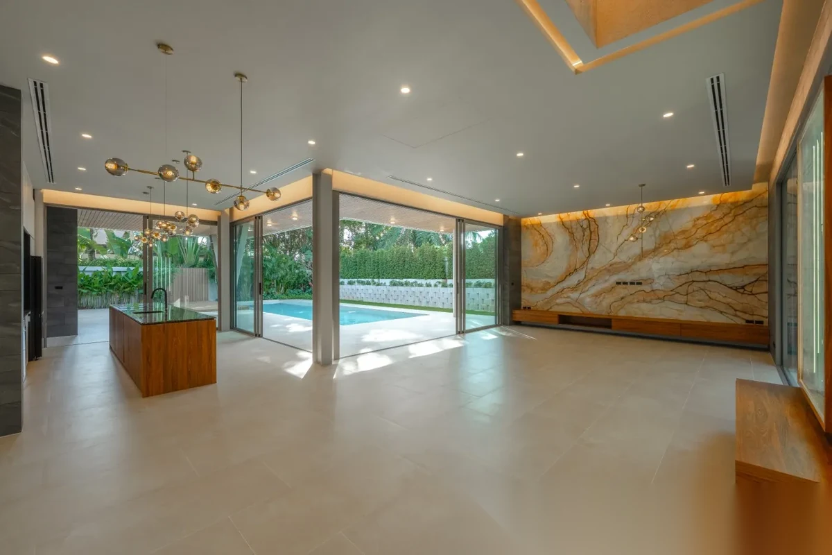 4 Bedroom Villa for sale at Tanode Villas 2 complex · Choeng Thale · Garden View — photo 30