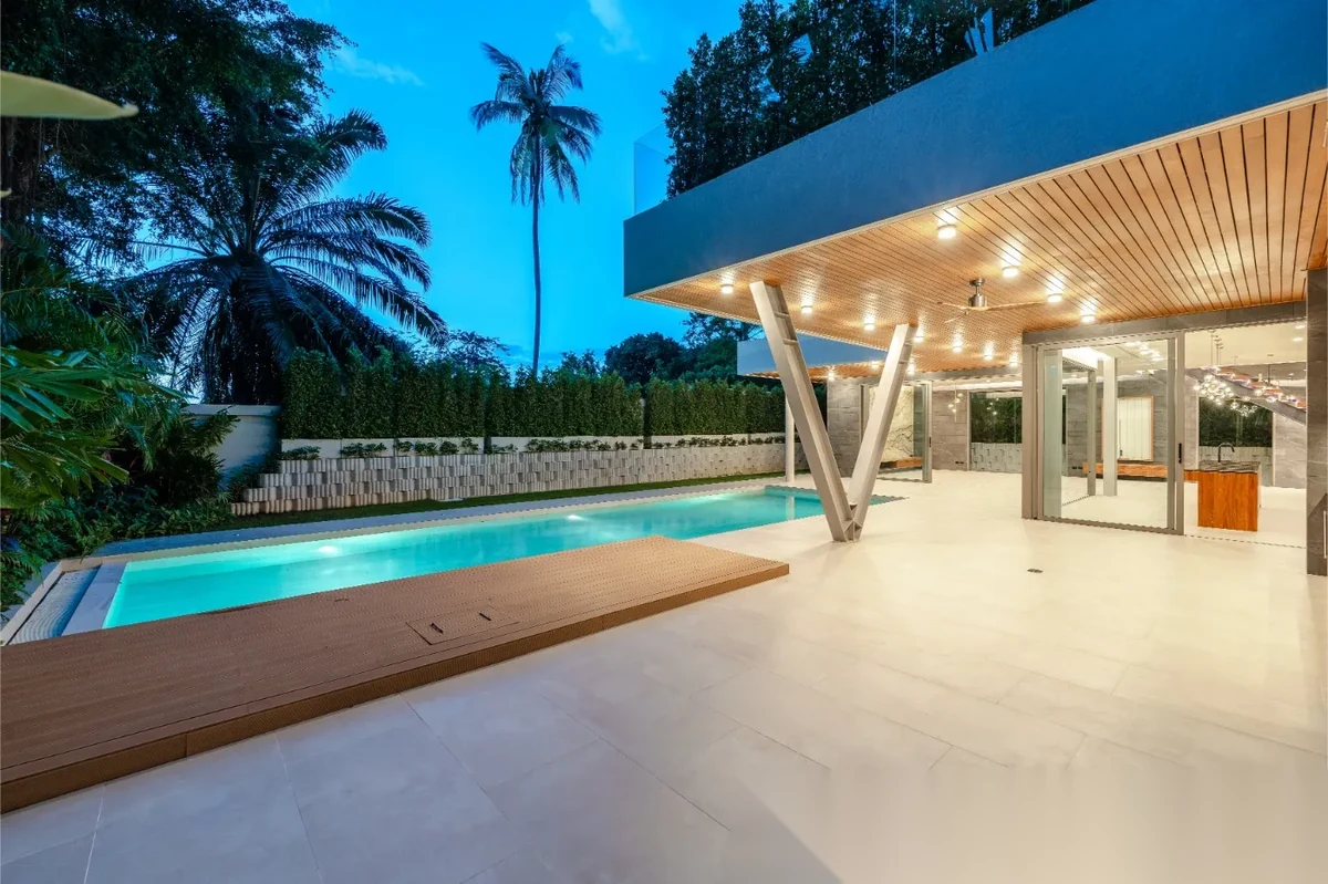 4 Bedroom Villa for sale at Tanode Villas 2 complex · Choeng Thale · Garden View — photo 78