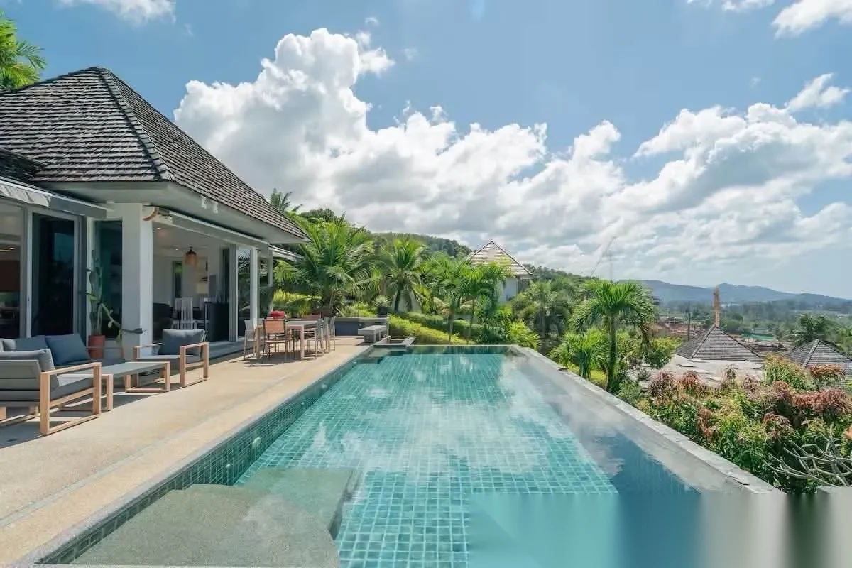 5 Bedroom Villa for sale · Sea View — photo 3