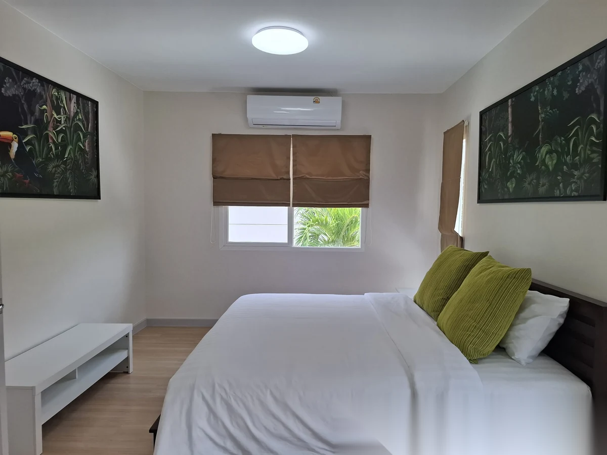 Дом 3BR в комплексе Inizio Koh Kaew Phuket · Ко Каео · Вид в сад — фото 11