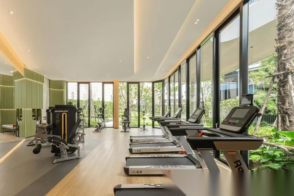Апартаменты 1BR в ЖК Dcondo Reef Phuket · Кату · Выход к бассейну — фото 7
