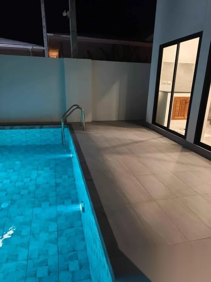 6 Bedroom Villa for sale · Pool Access — photo 5