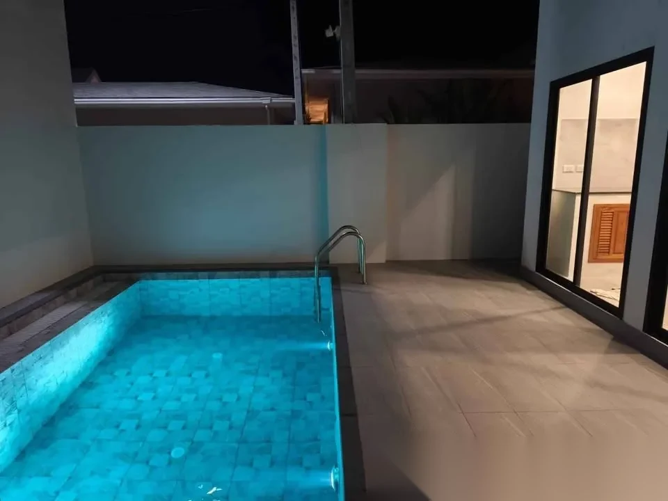 6 Bedroom Villa for sale · Pool Access — photo 14