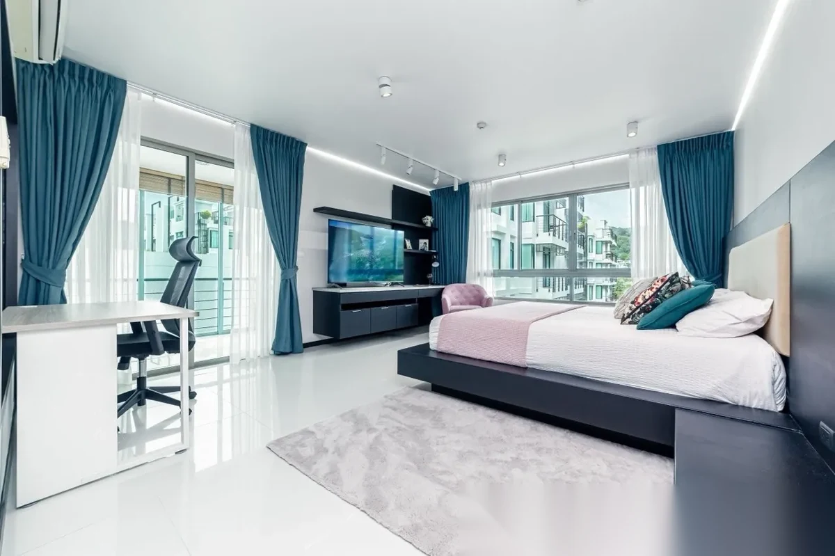 2 Bedroom Apartment for sale at The Regent Hotel Kamala Beach complex · Kamala · Pool Access — photo 3