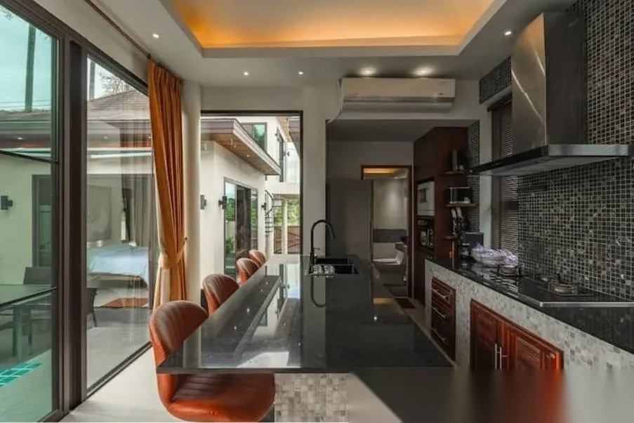 4 Bedroom Villa for rent · Chalong — photo 9