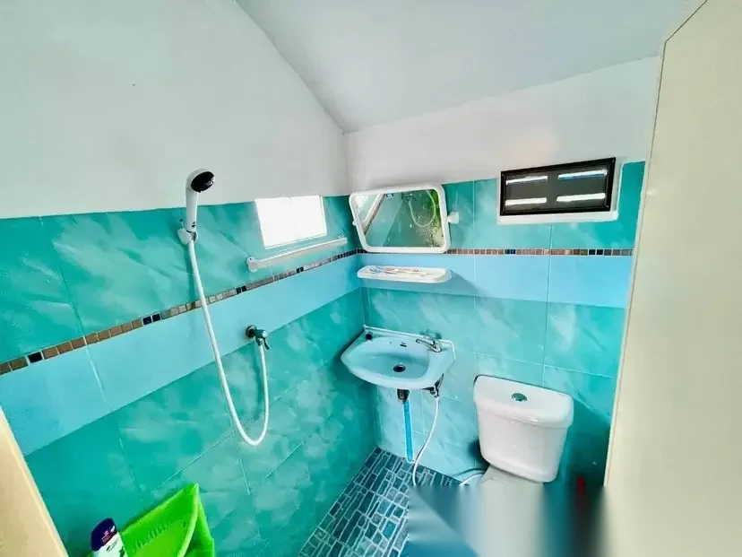 3 Bedroom House for sale · Partial Sea View — photo 16