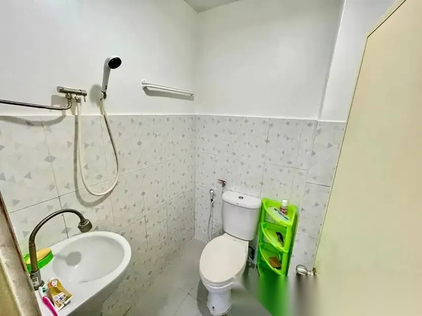 3 Bedroom House for sale · Partial Sea View — photo 17