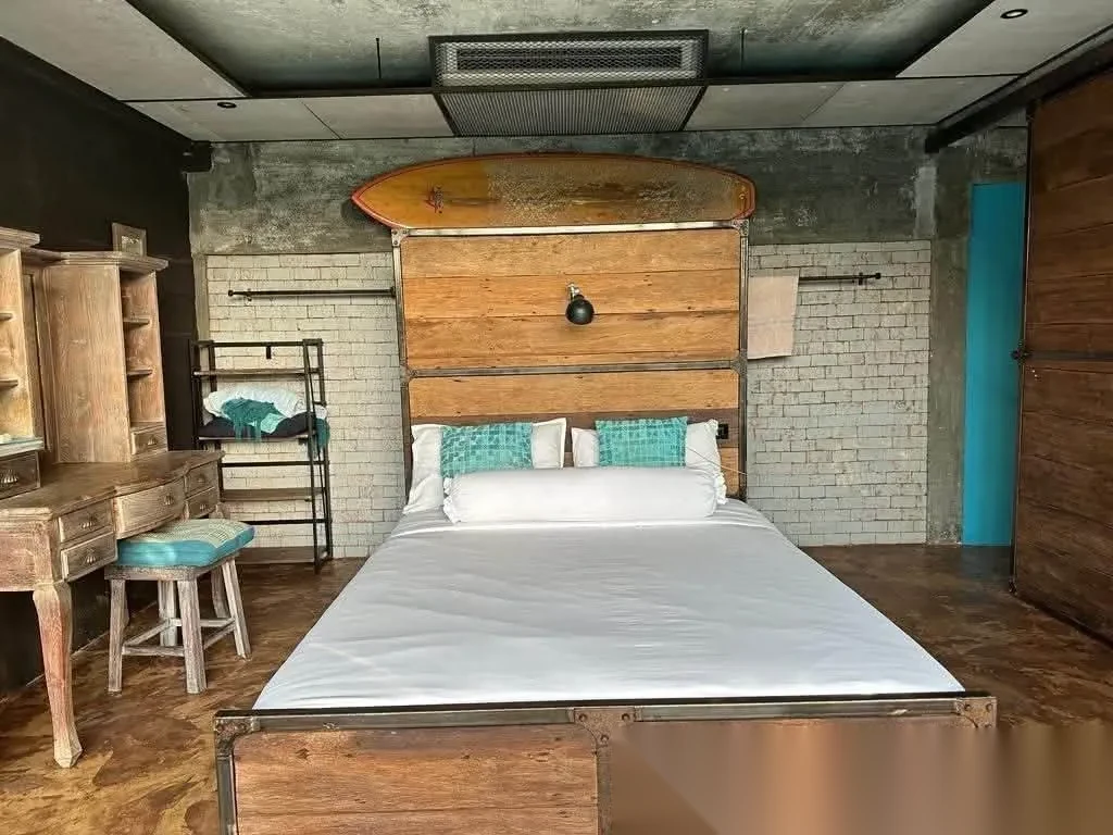 3 Bedroom Villa for sale · Pool View — photo 6
