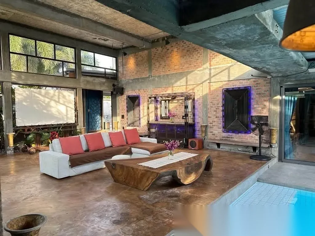 3 Bedroom Villa for sale · Pool View — photo 9