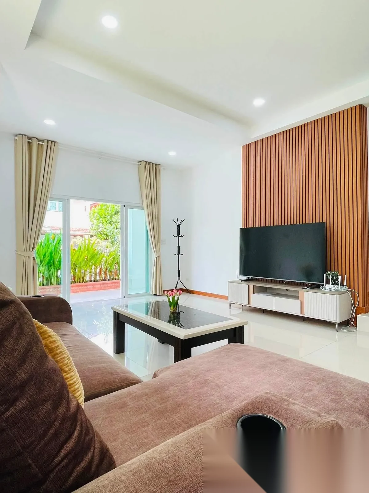 4 Bedroom House for rent at Phanason Park Ville complex · Kathu · Garden View — photo 2