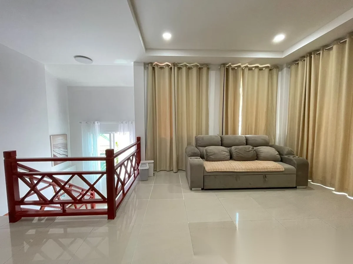 4 Bedroom House for rent at Phanason Park Ville complex · Kathu · Garden View — photo 9