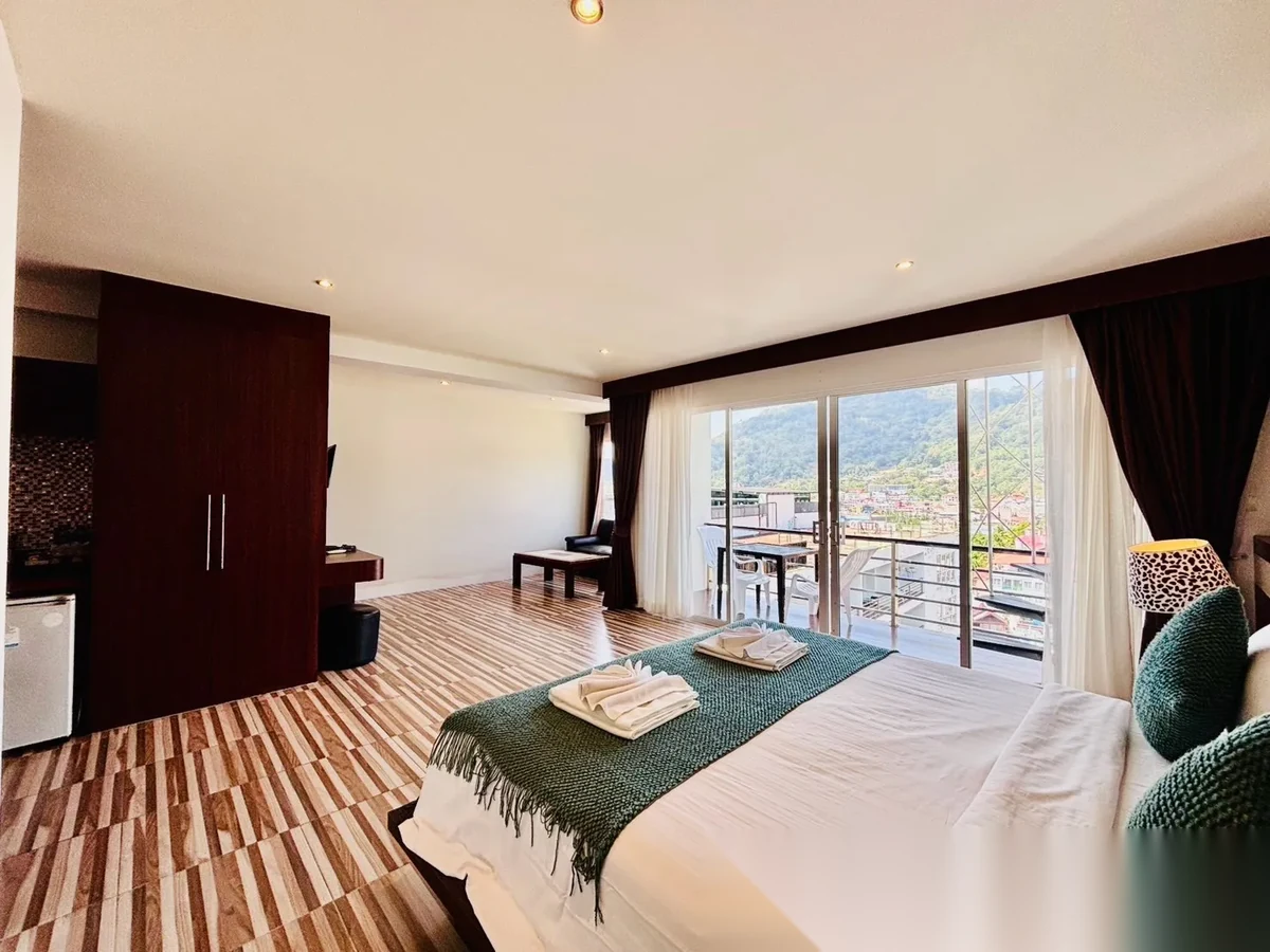 1 Bedroom Apartment for sale at Bayshore Ocean View complex · Patong · Sea View — photo 7