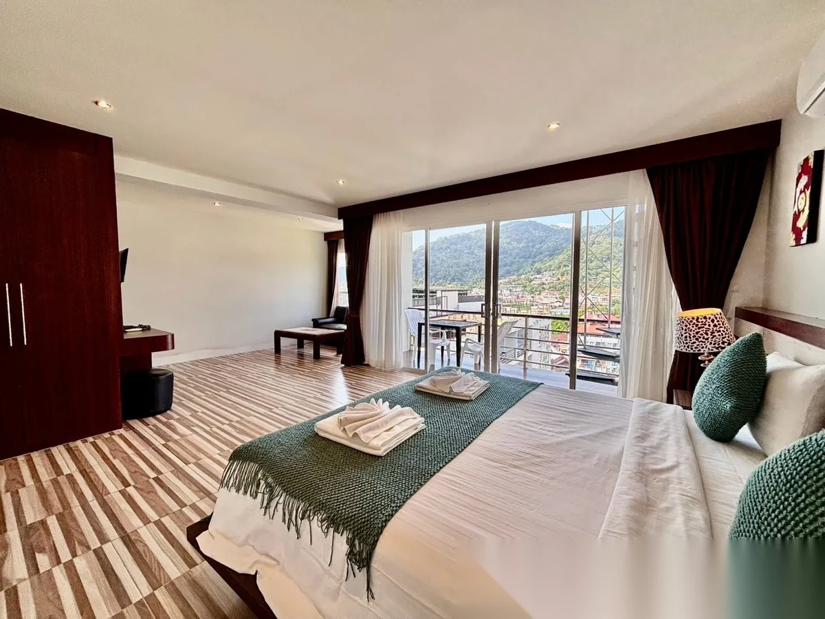 1 Bedroom Apartment for sale at Bayshore Ocean View complex · Patong · Sea View — photo 8