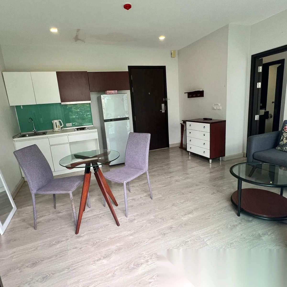 Апартаменты 1BR в ЖК Royal Lee The Terminal Phuket · Саку · Выход к бассейну — фото 7