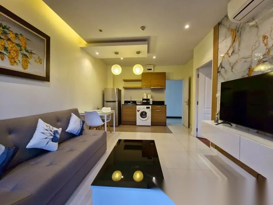 1 Bedroom Apartment for sale at The Lago Condominium complex · Rawai · Pool Access — photo 2