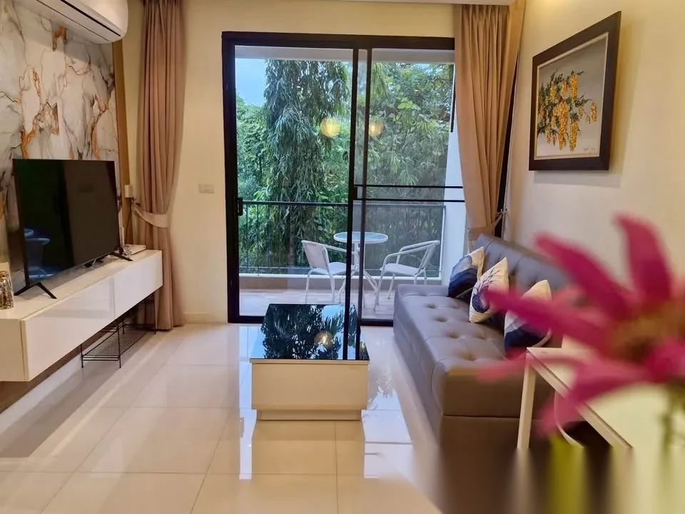 1 Bedroom Apartment for sale at The Lago Condominium complex · Rawai · Pool Access — photo 5