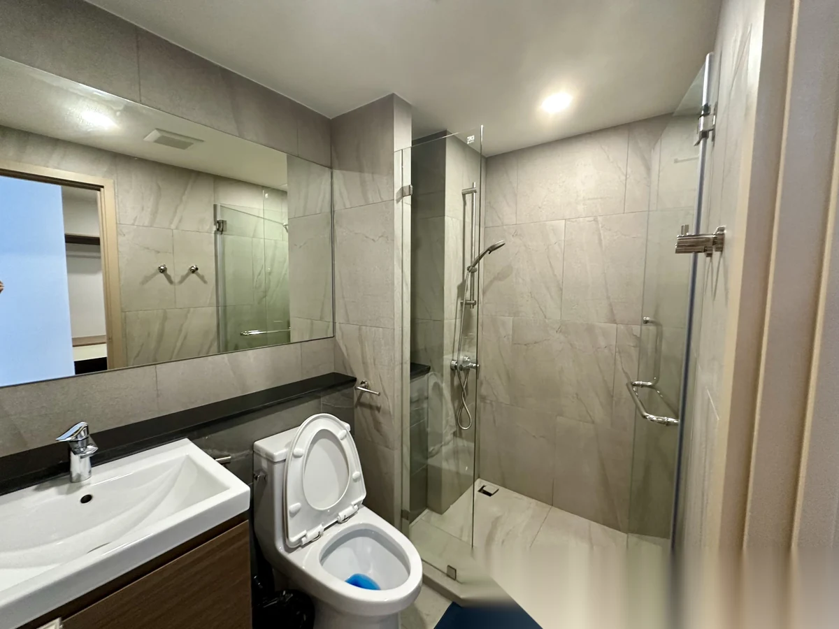 2 Bedroom Apartment for sale at Space Cherngtalay Condominium complex · Choeng Thale · Lake View — photo 9