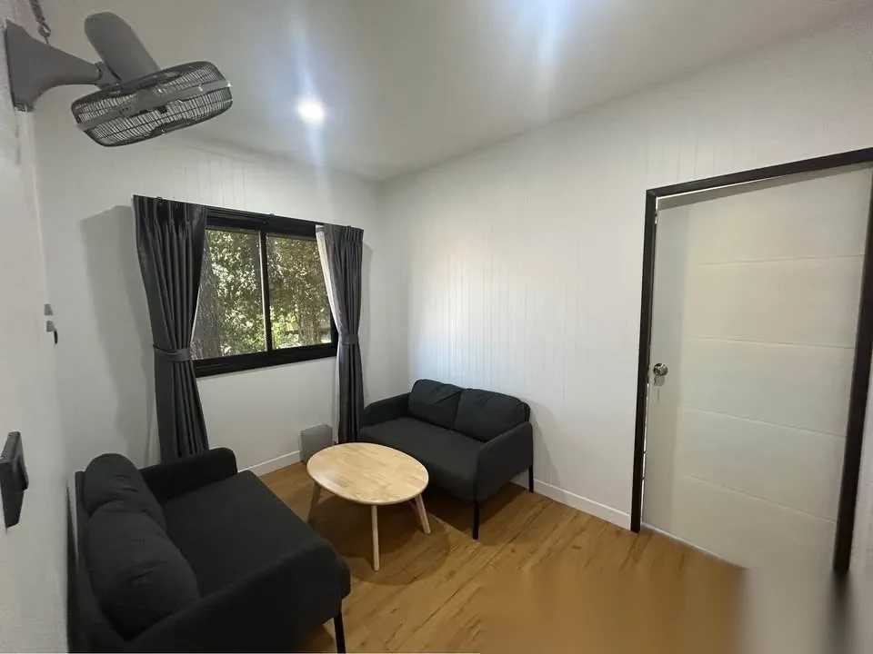 Вилла 2BR в комплексе Kankrao Pool View · Си Сунтон · Вид в сад — фото 6
