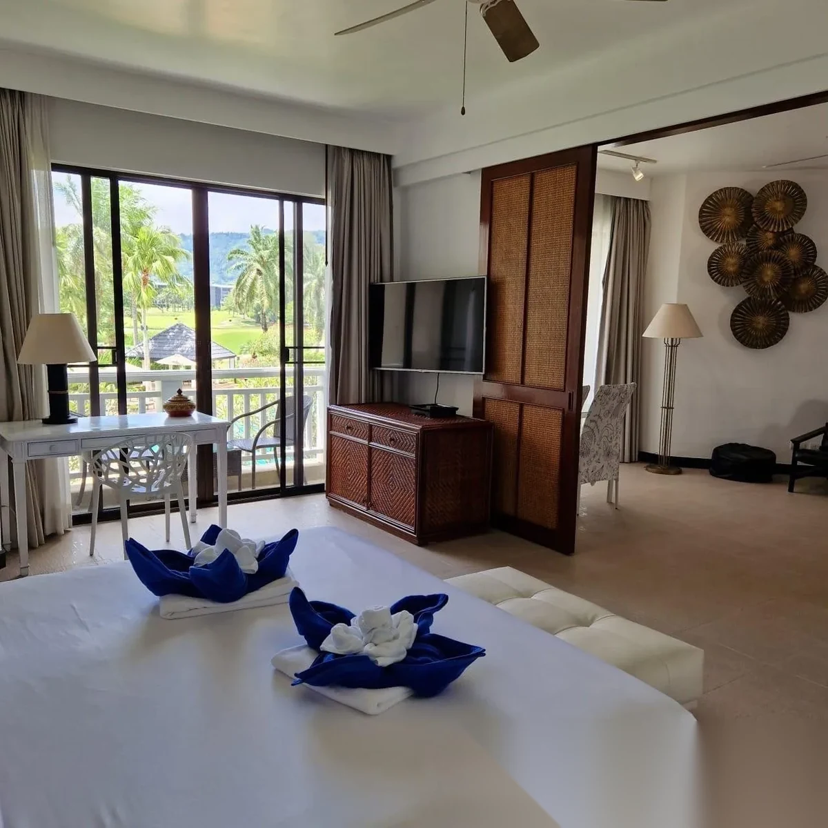 Апартаменты 1BR в ЖК Allamanda 2 & 3 Condominium · Чернг Тале / Bang Tao · Вид на гольф-поле — фото 6