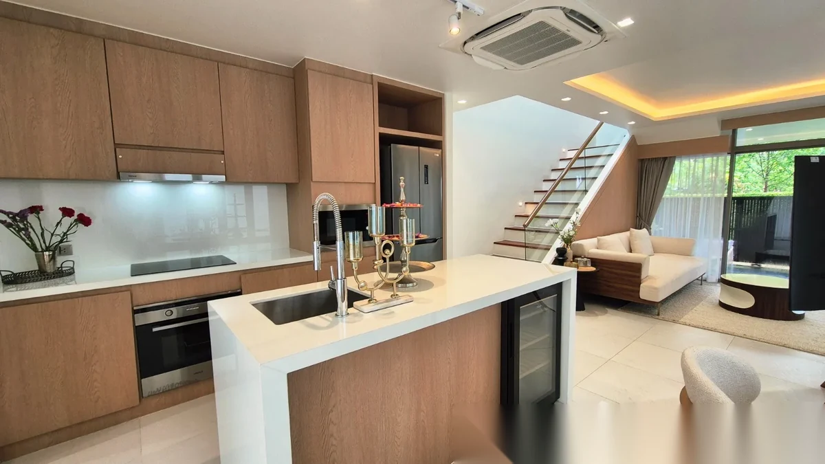 3 Bedroom Villa for rent · Choeng Thale · Pool Access — photo 4