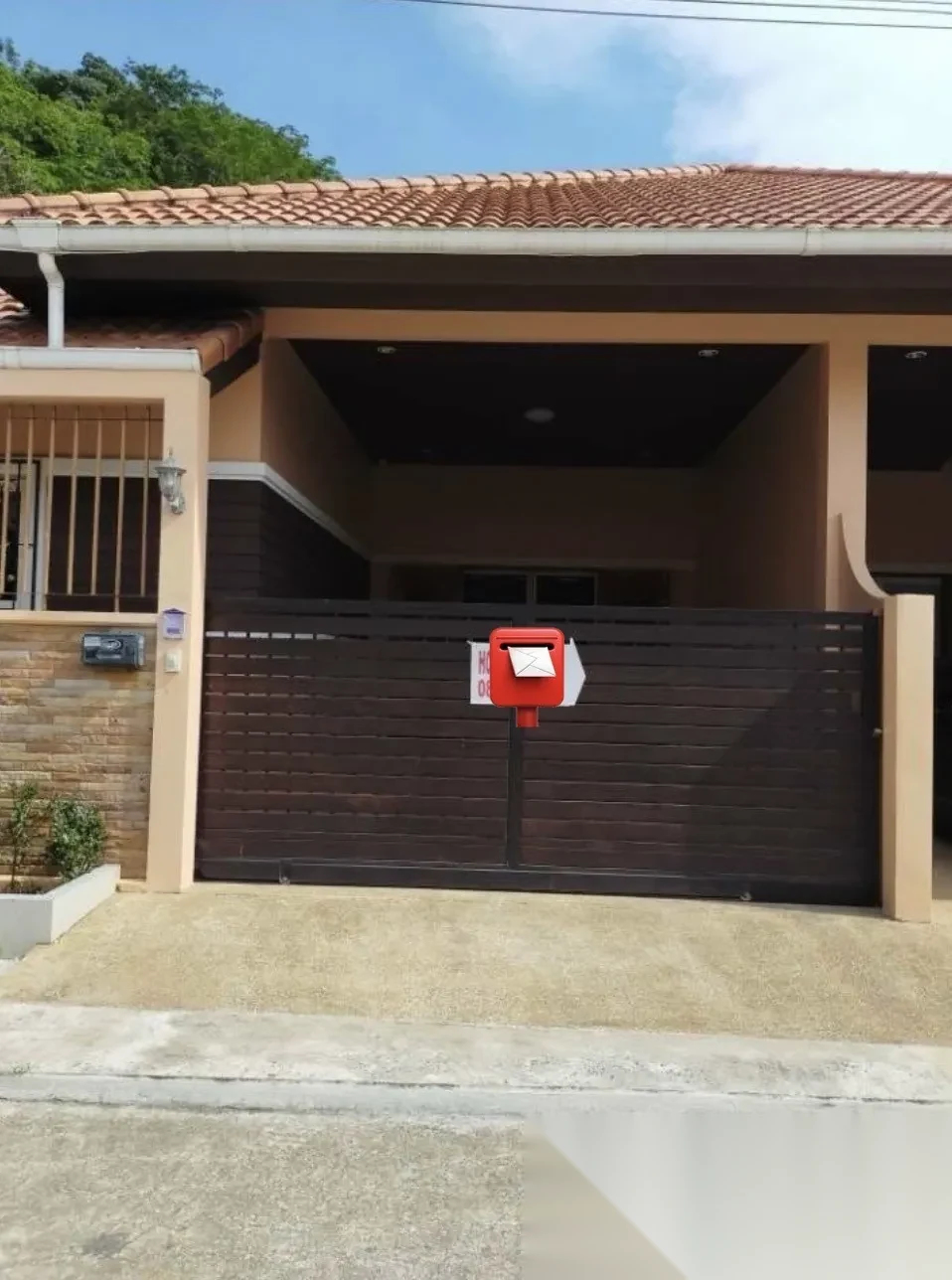 3 Bedroom House for rent at The Valley Kathu complex · Kathu — photo 5