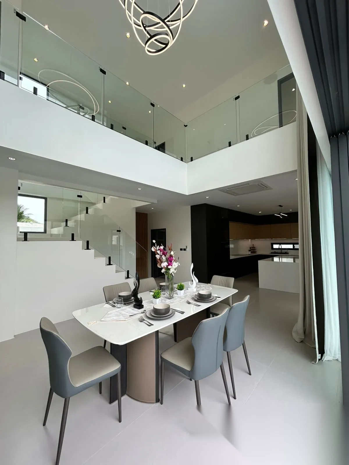 4 Bedroom Villa for sale · Pool View — photo 4