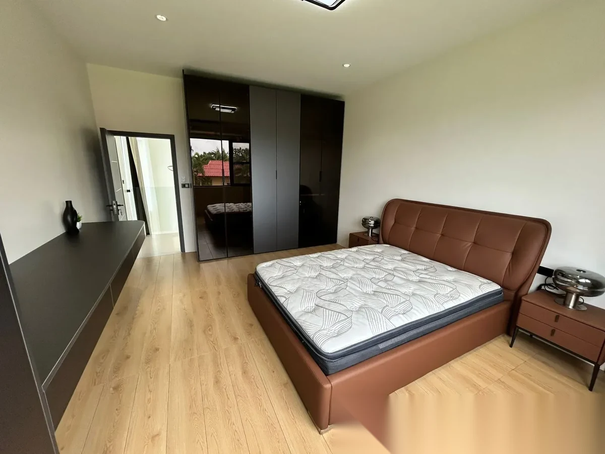 4 Bedroom Villa for sale · Pool View — photo 22