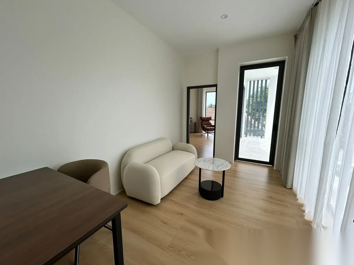 4 Bedroom Villa for sale · Pool View — photo 36