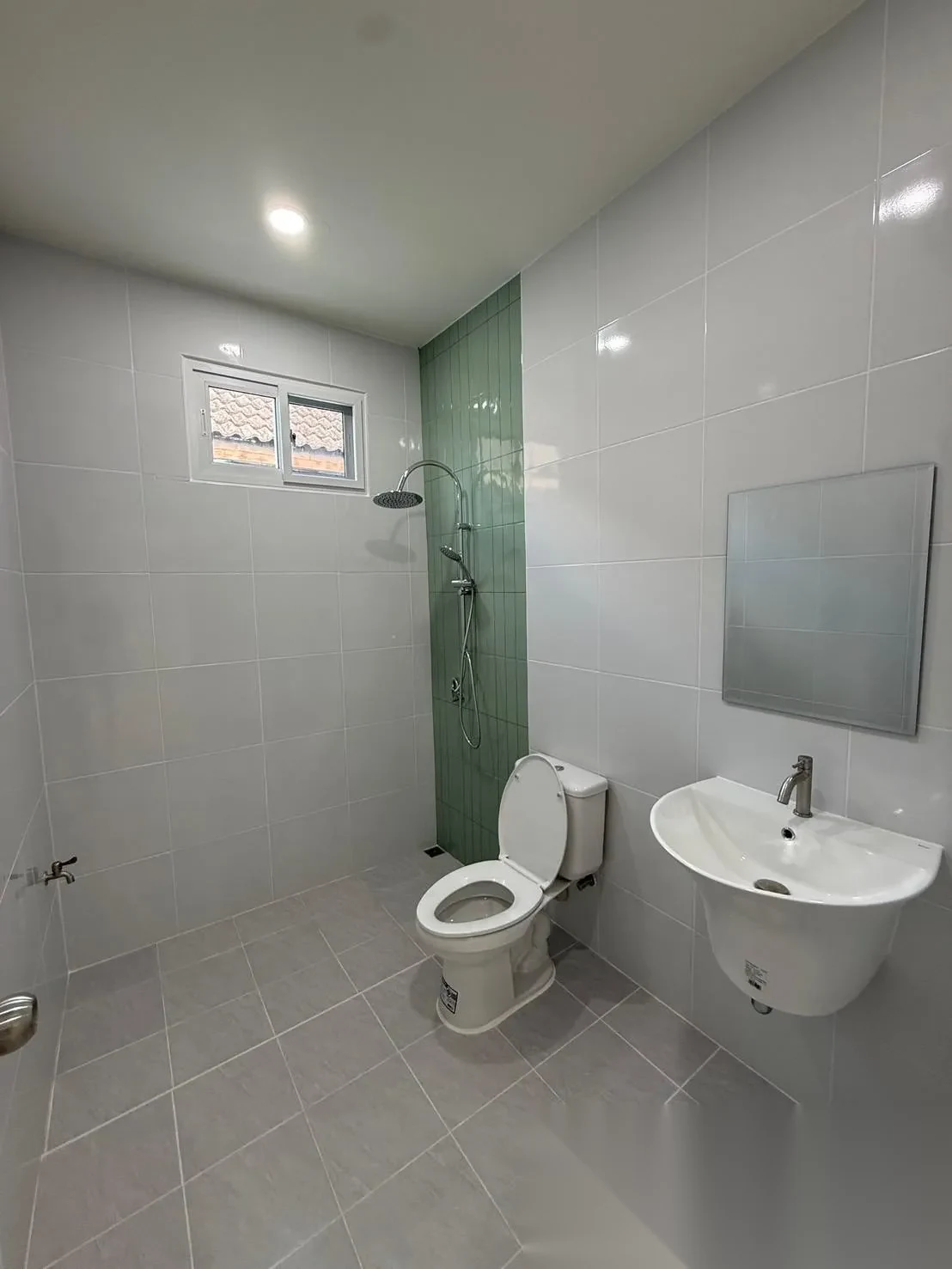 2 Bedroom House for sale at Thanapa Parkview complex · Si Sunthon — photo 9