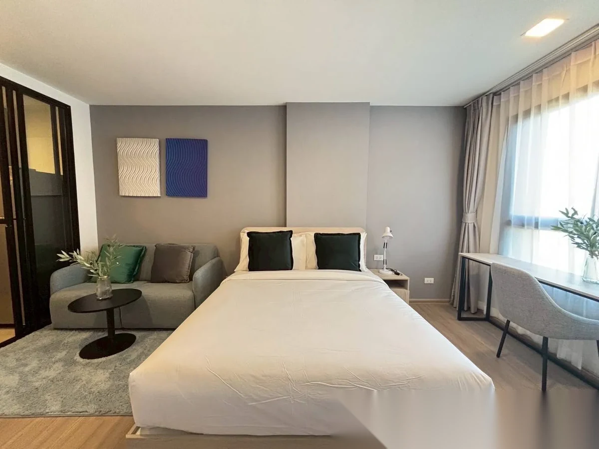 Апартаменты 1BR в ЖК THE BASE Bukit · Вичит · Вид на бассейн — фото 2