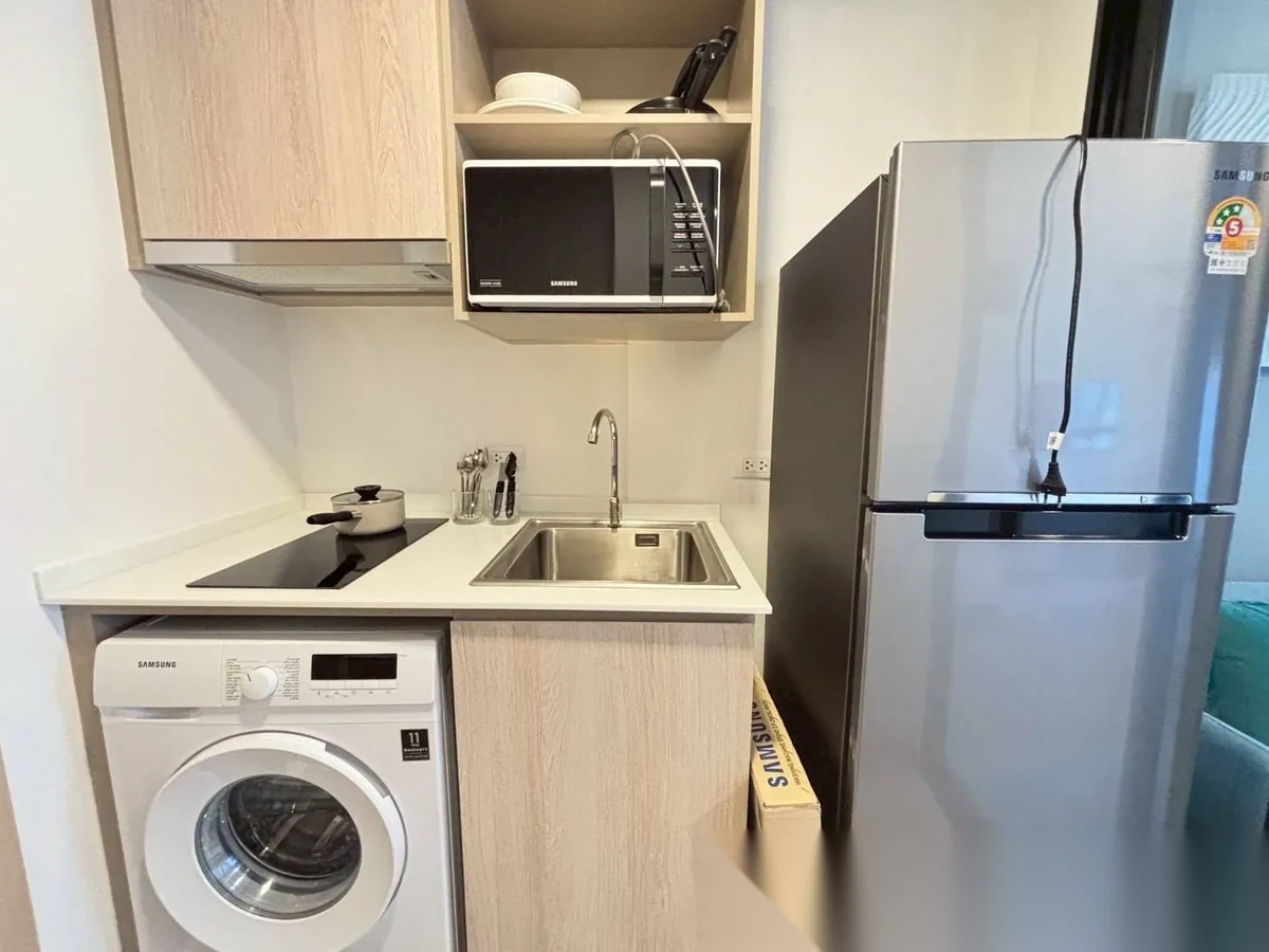 Апартаменты 1BR в ЖК THE BASE Bukit · Вичит · Вид на бассейн — фото 4