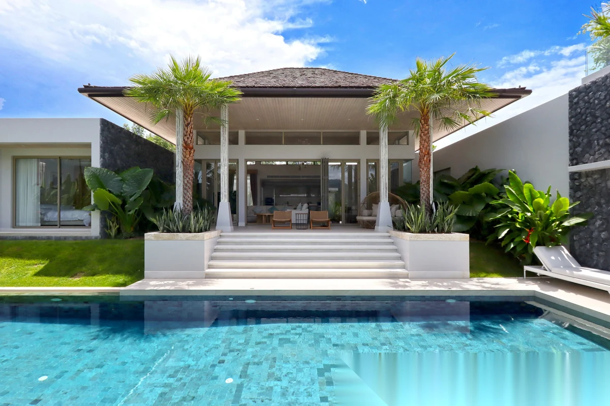 4 Bedroom Villa for sale at Botanica Lake Side II complex · Choeng Thale · Partial Sea View — photo 2