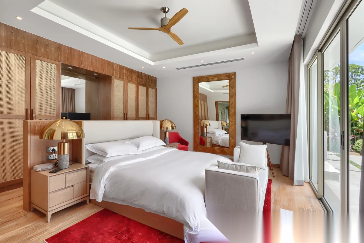 4 Bedroom Villa for sale at Botanica Lake Side II complex · Choeng Thale · Partial Sea View — photo 9