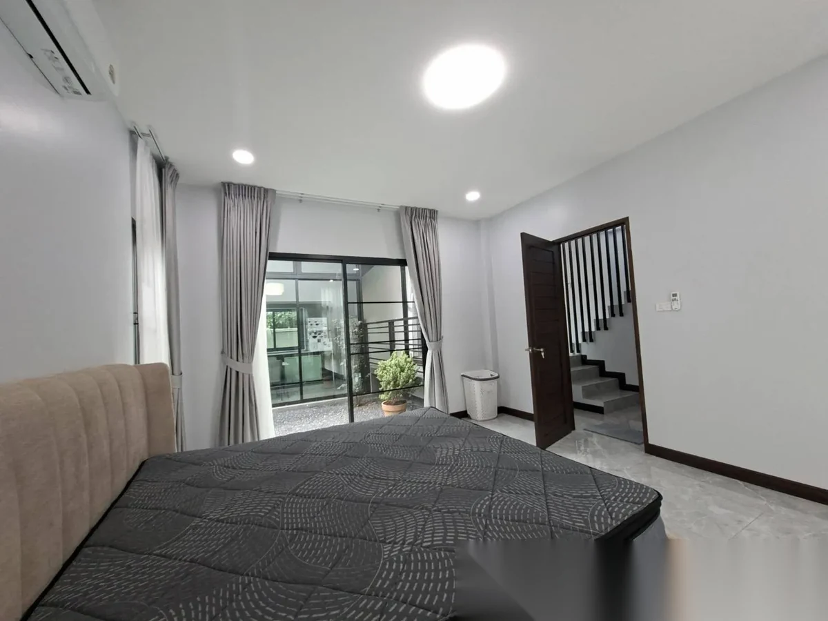3 Bedroom House for rent · Thep Krasattri · Garden View — photo 5