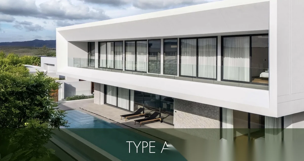 5 Bedroom Villa for sale at Clover Residence complex · Si Sunthon