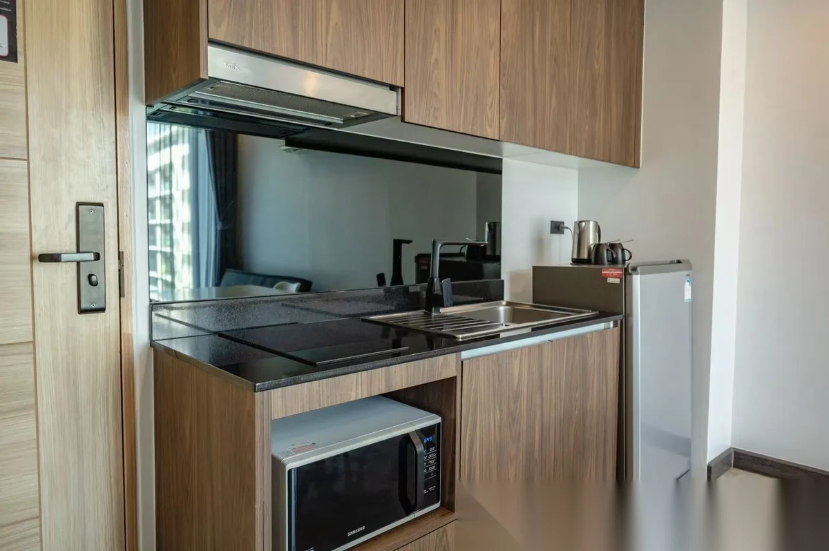 1 Bedroom Apartment for sale at Utopia Loft complex · Rawai · Pool View — photo 2