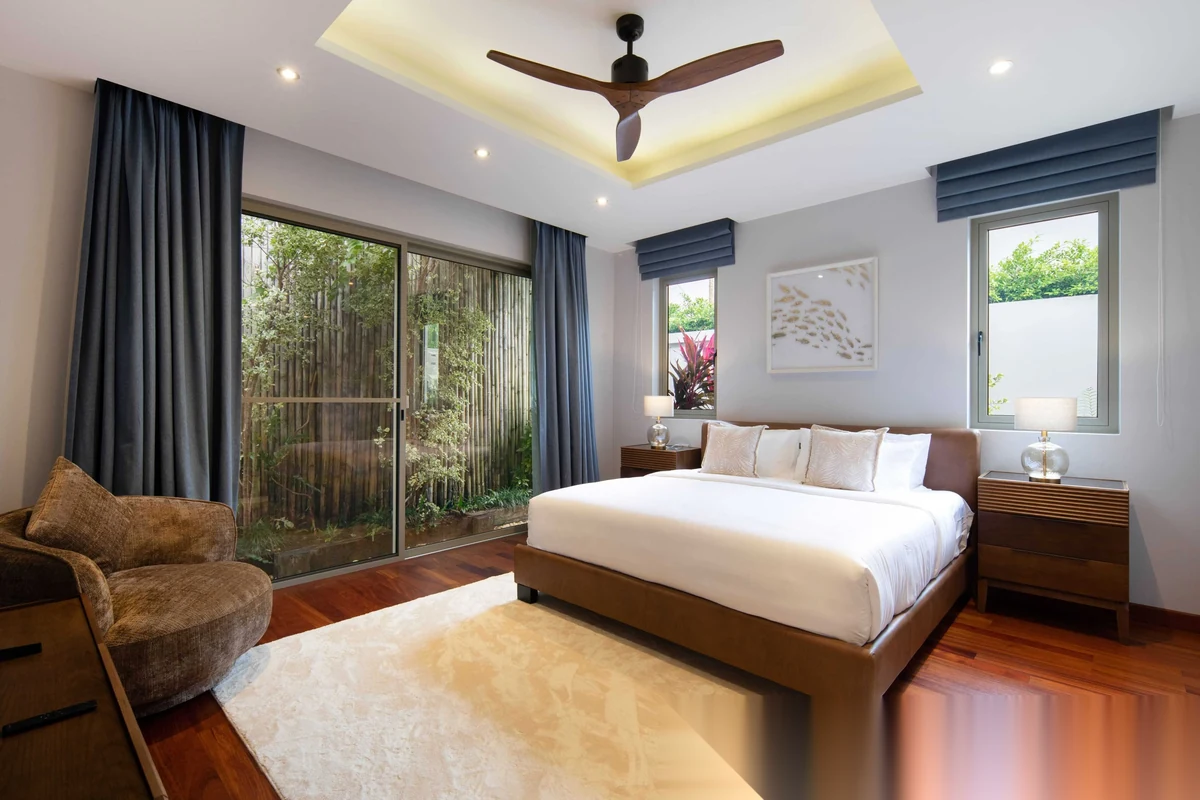 4 Bedroom House for rent at Botanica The Nature (Phase 8) complex · Si Sunthon · Pool View — photo 3