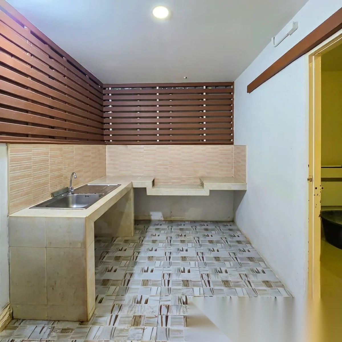 3 Bedroom Townhouse for sale at Phanason Garden Home Thalang complex · Thep Krasattri — photo 9
