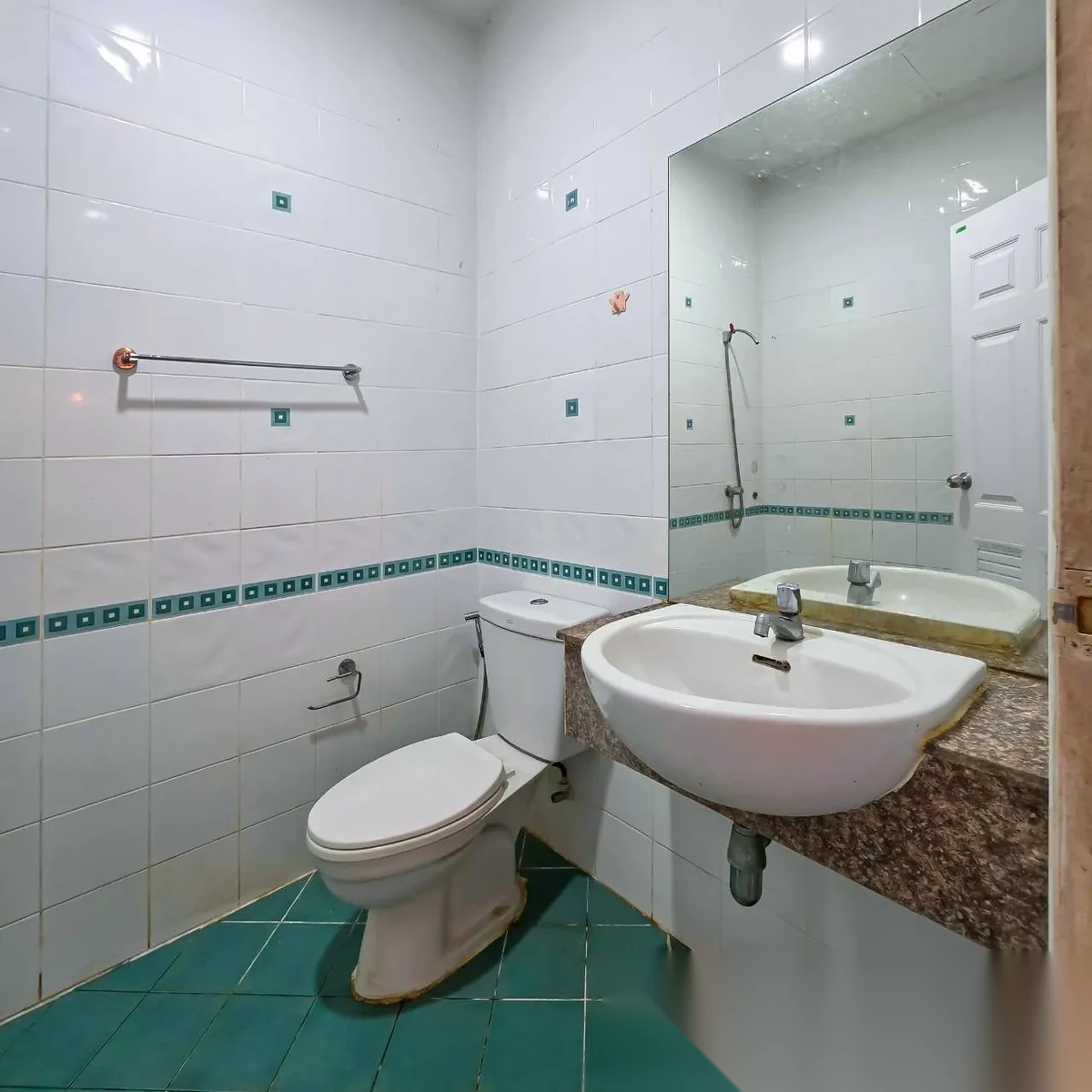 3 Bedroom Townhouse for sale at Phanason Garden Home Thalang complex · Thep Krasattri — photo 14