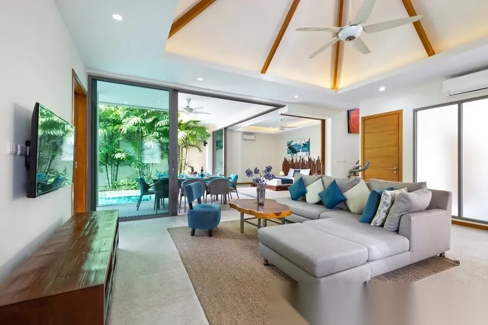 4 Bedroom Villa for rent · Karon · Pool View — photo 4