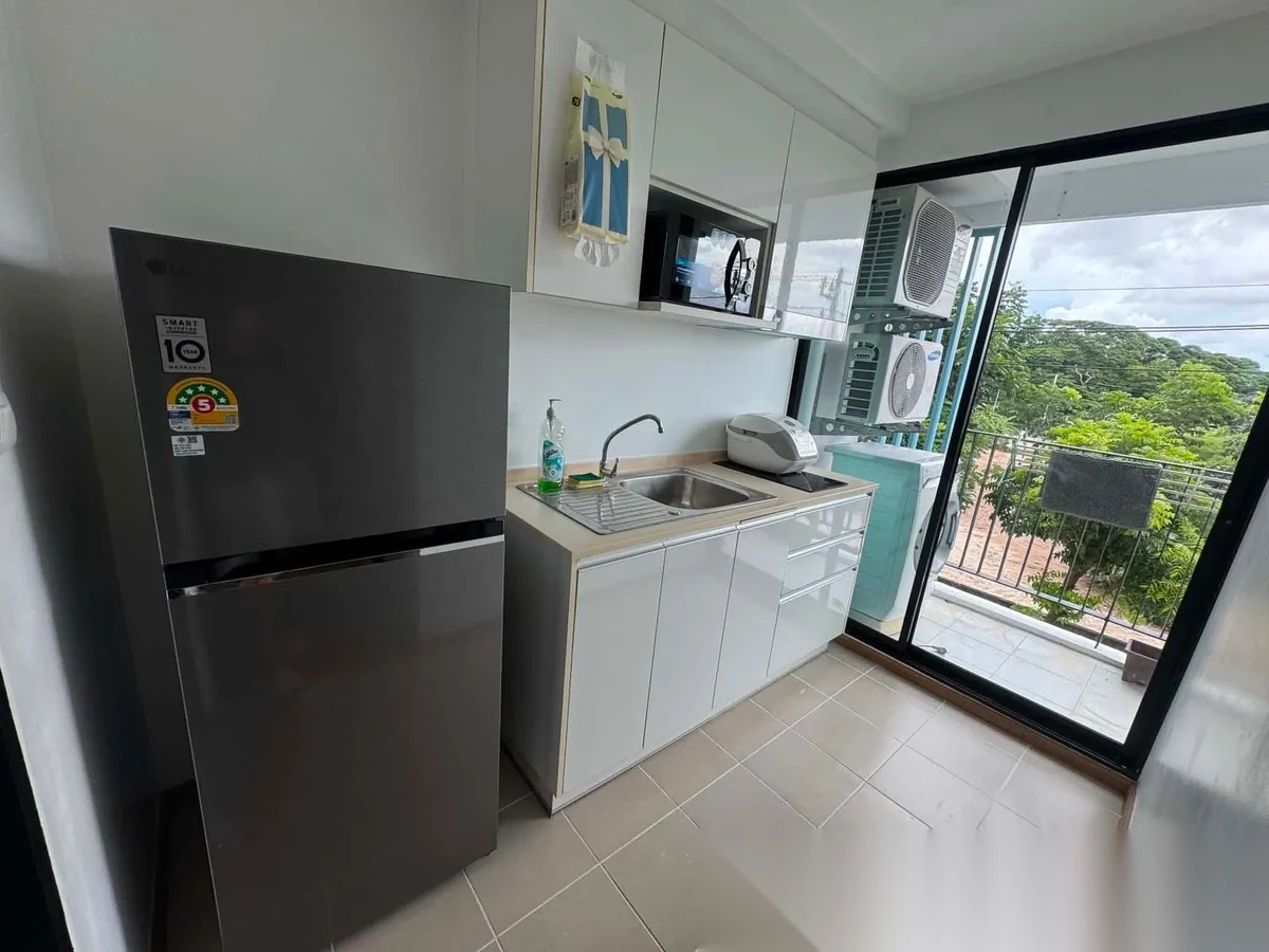 1 Bedroom Apartment for rent at Centrio complex · Wichit · Pool Access — photo 8