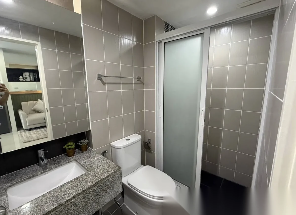 1 Bedroom Apartment for rent at The Scene complex · Kathu — photo 7