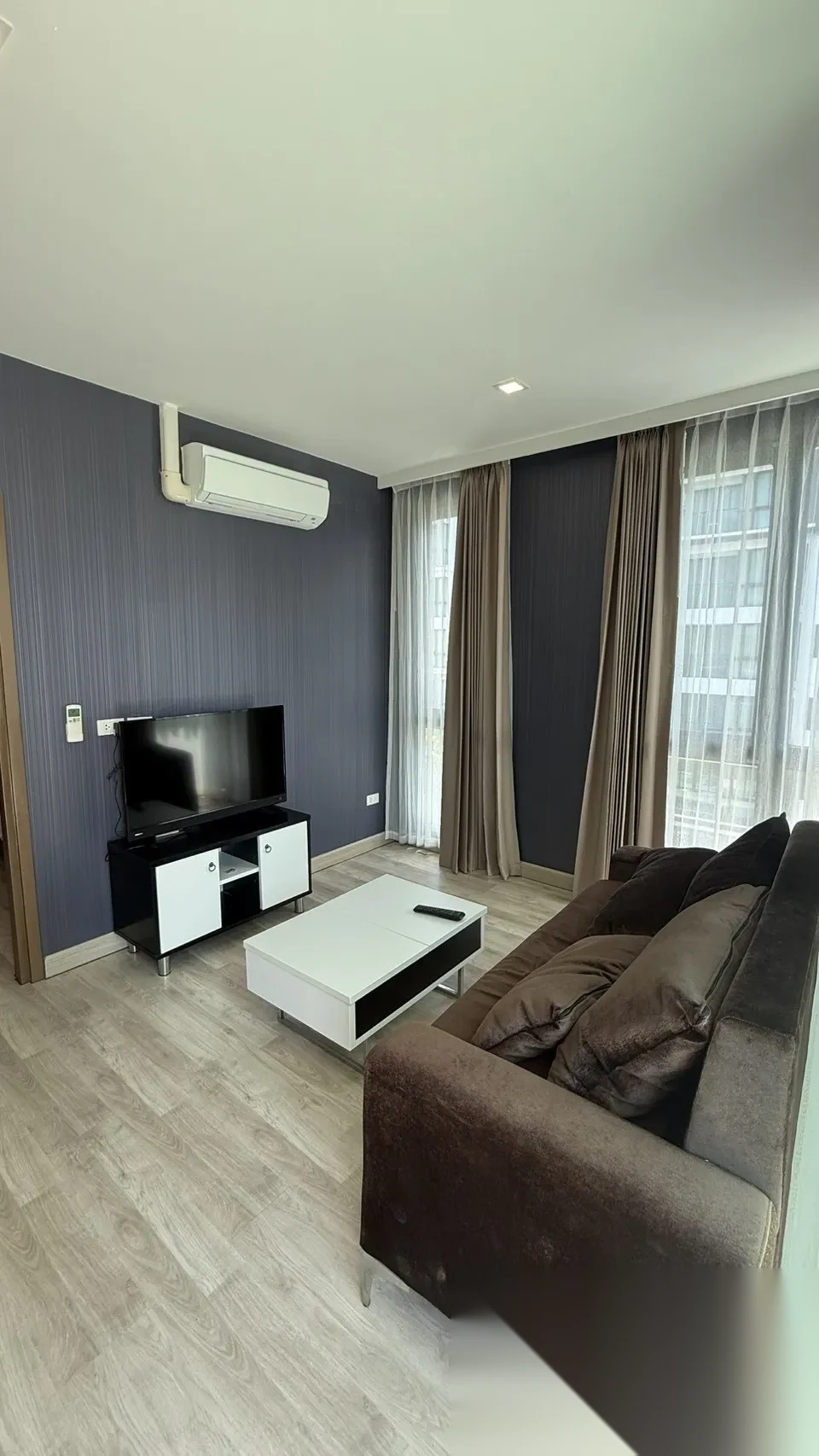 1 Bedroom Apartment for sale at Royal Lee The Terminal Phuket complex · Sakhu · Pool View — photo 5