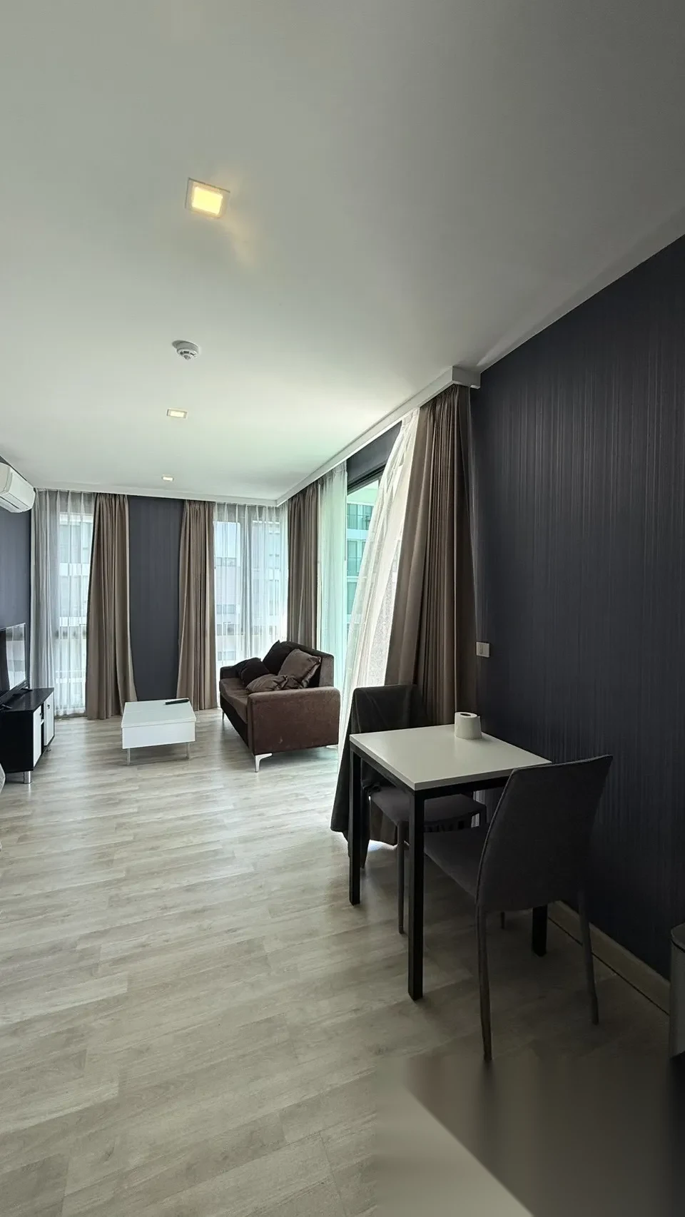 1 Bedroom Apartment for sale at Royal Lee The Terminal Phuket complex · Sakhu · Pool View — photo 13