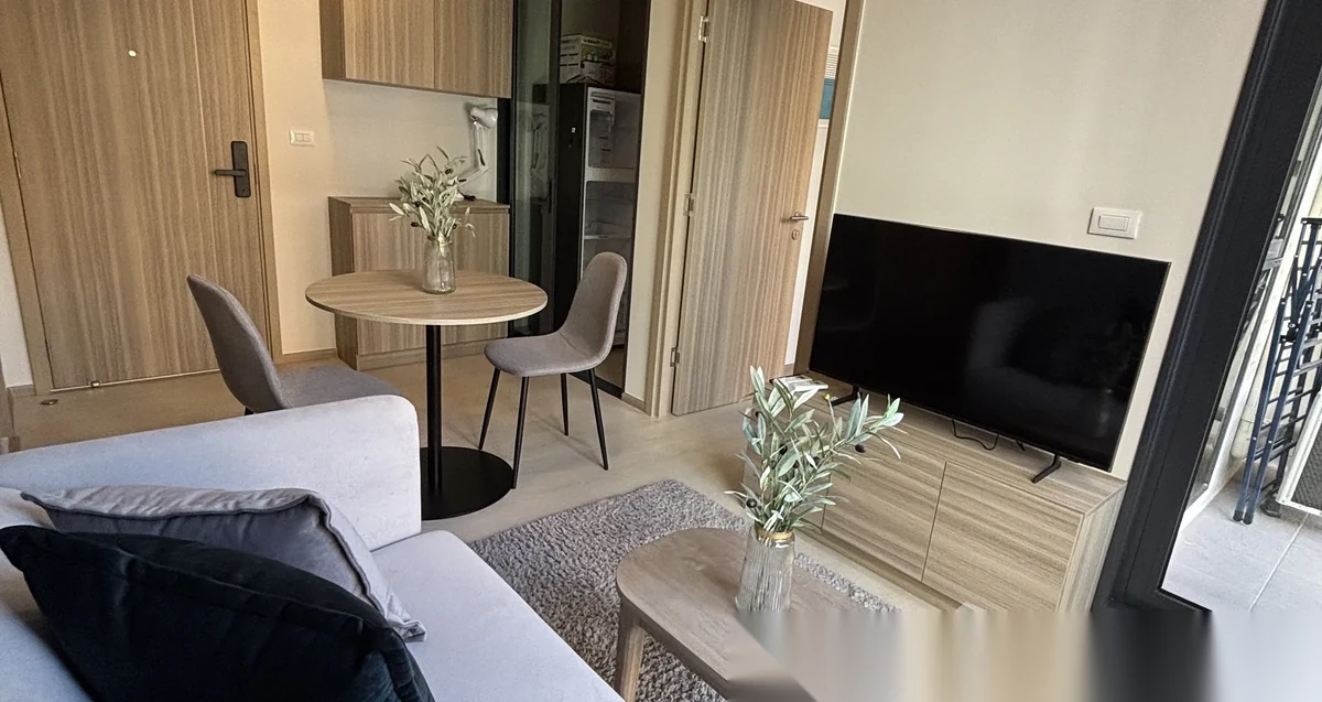 2 Bedroom Apartment for rent at The Base Rise complex · Wichit