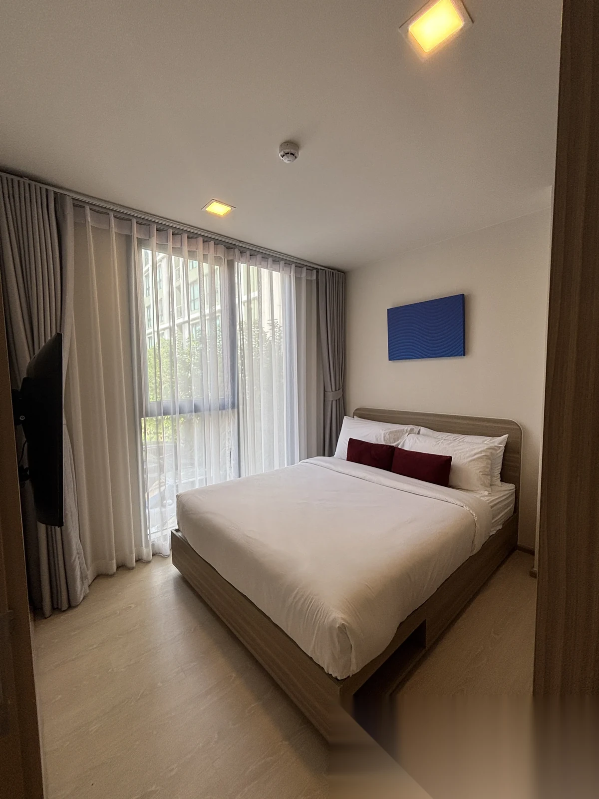 2 Bedroom Apartment for rent at The Base Rise complex · Wichit — photo 6