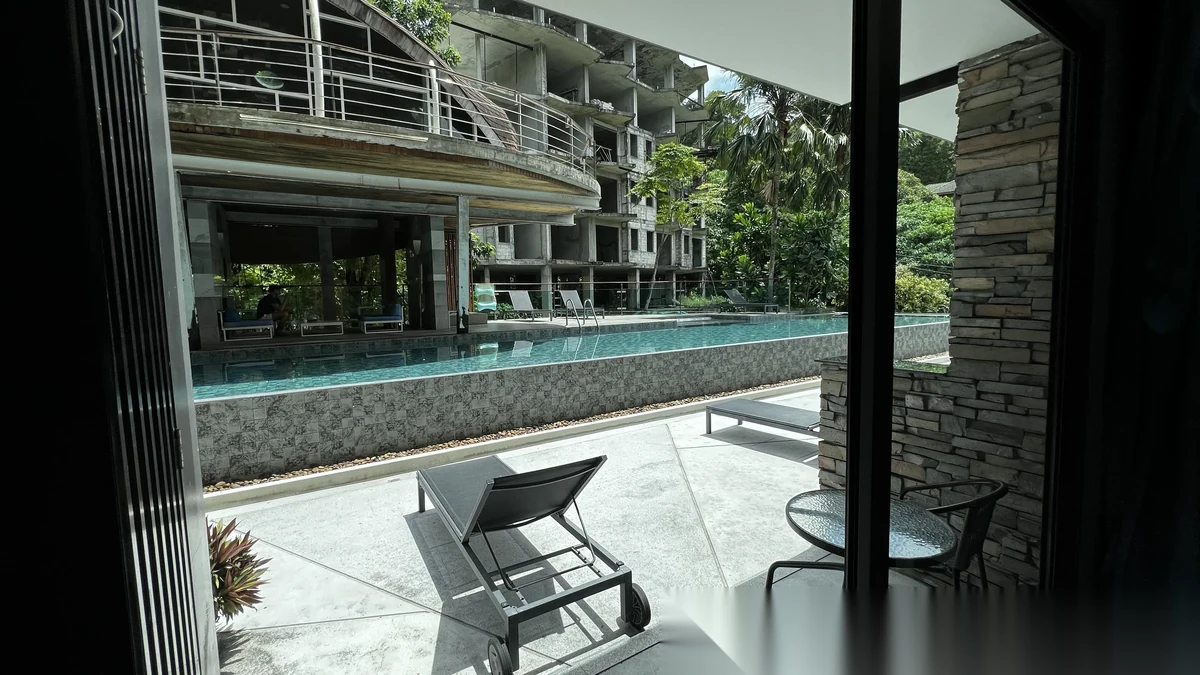 Studio Apartment for sale at The Emerald Terrace complex · Patong · Pool View — photo 4