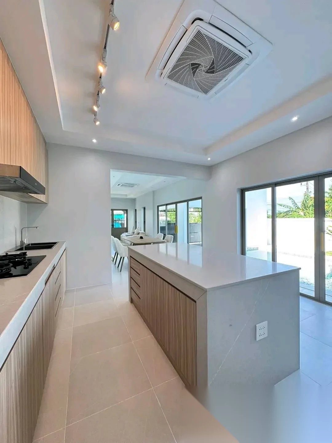 3 Bedroom Villa for sale · Pool View — photo 4